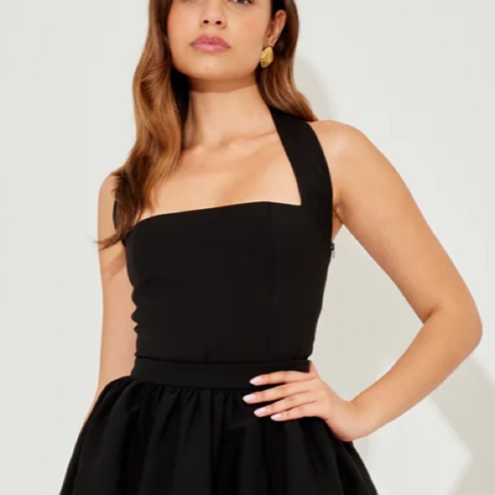 Odd Muse - The Ultimate Muse Halter Top
